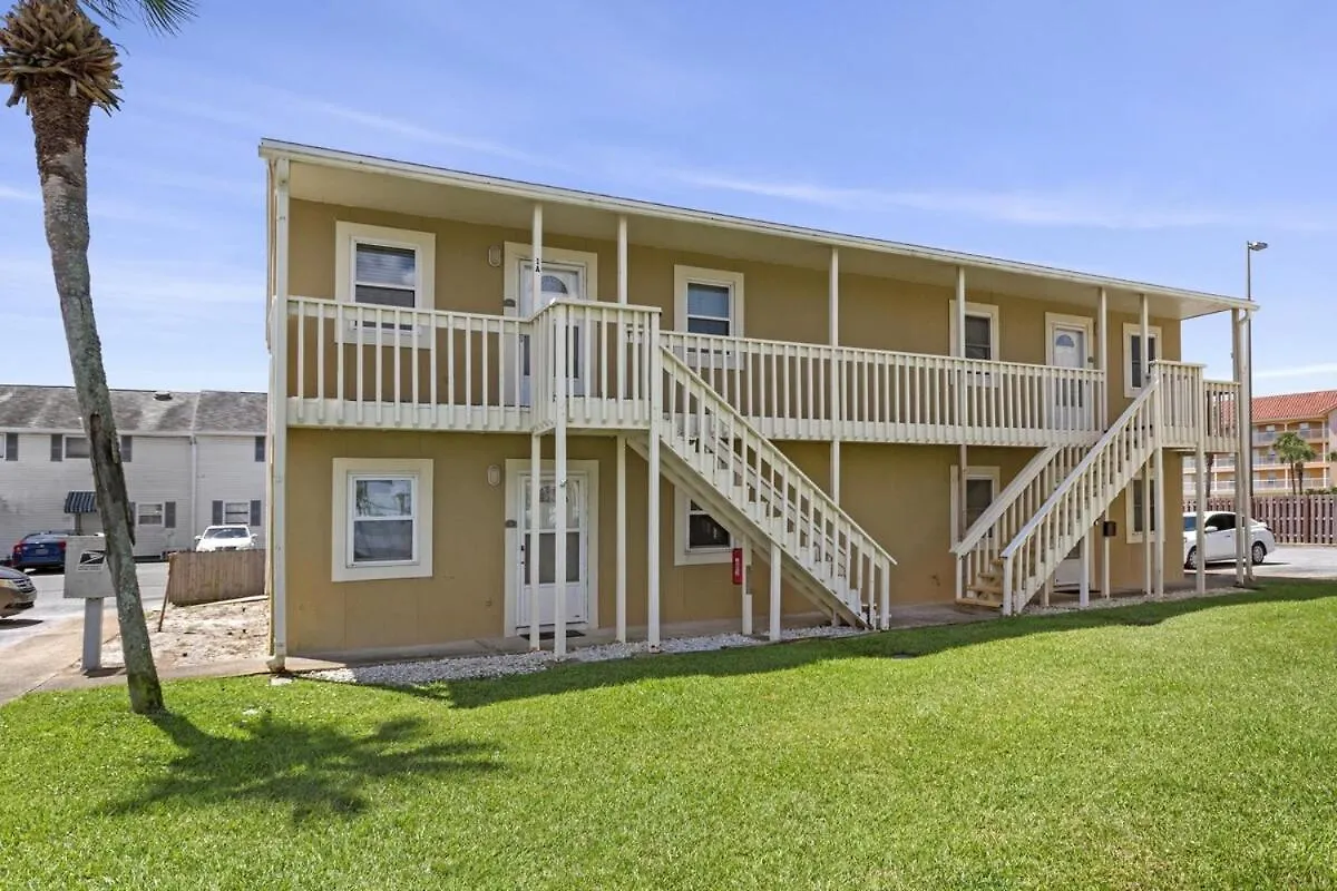 Secluded 2Br-2Ba Condo - 5 Minute Walk To The Gulf Destin Holiday home