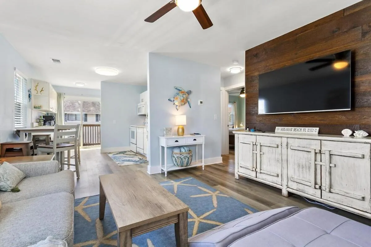 Secluded 2Br-2Ba Condo - 5 Minute Walk To The Gulf Destin United States